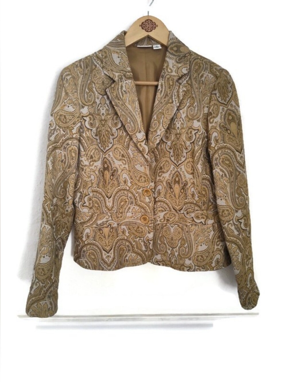 CATO Gorgeous Lined  Gold Paisley Jacket Size 14